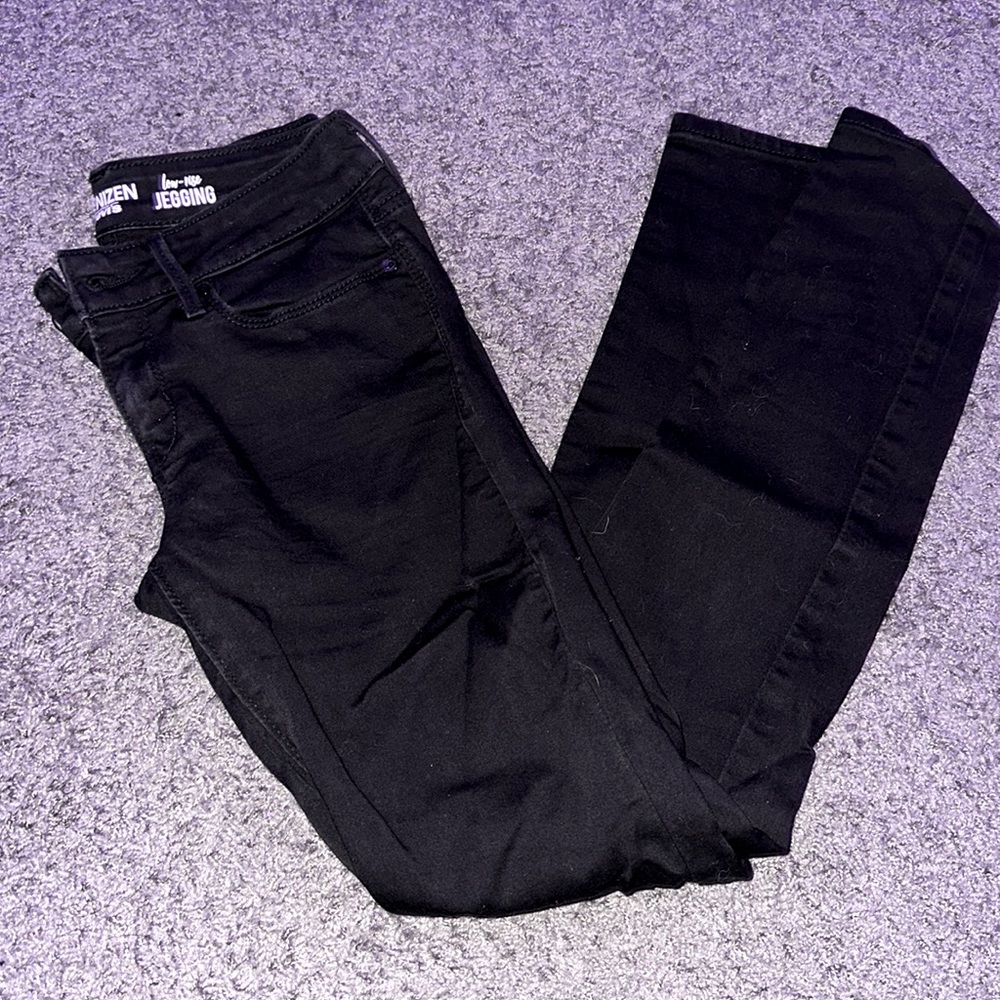 Levi’s Jeans. Size 3-W26.